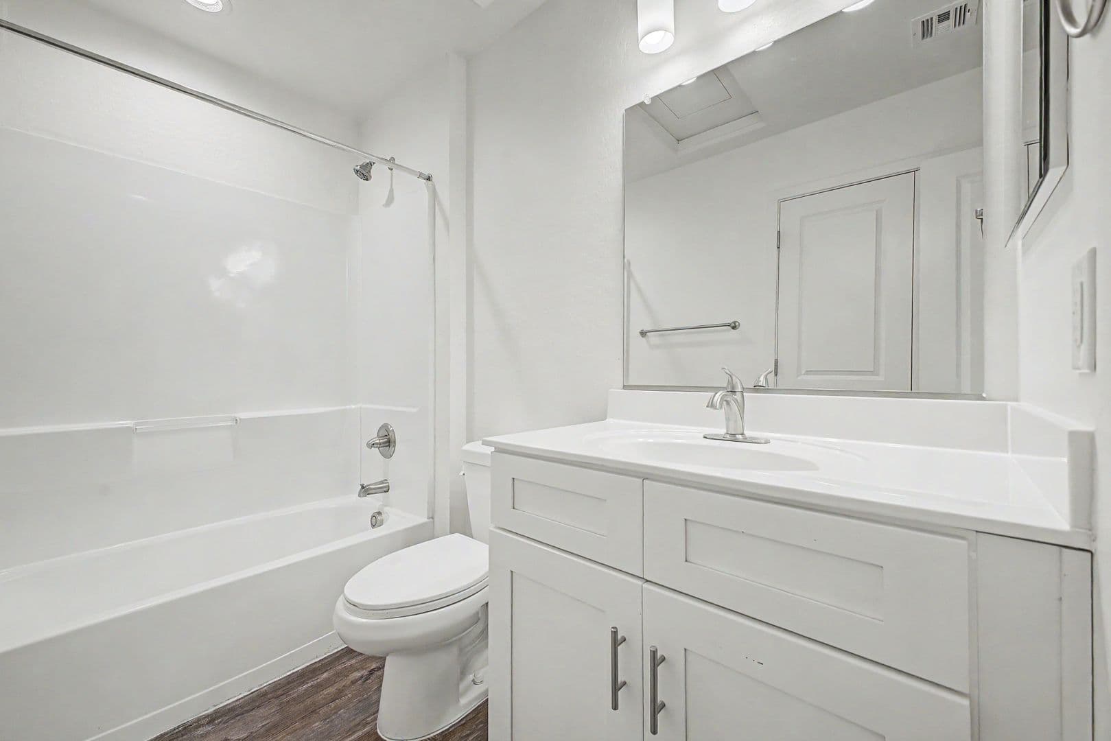 Phoenix Apartment: 8350 South Central Avenue