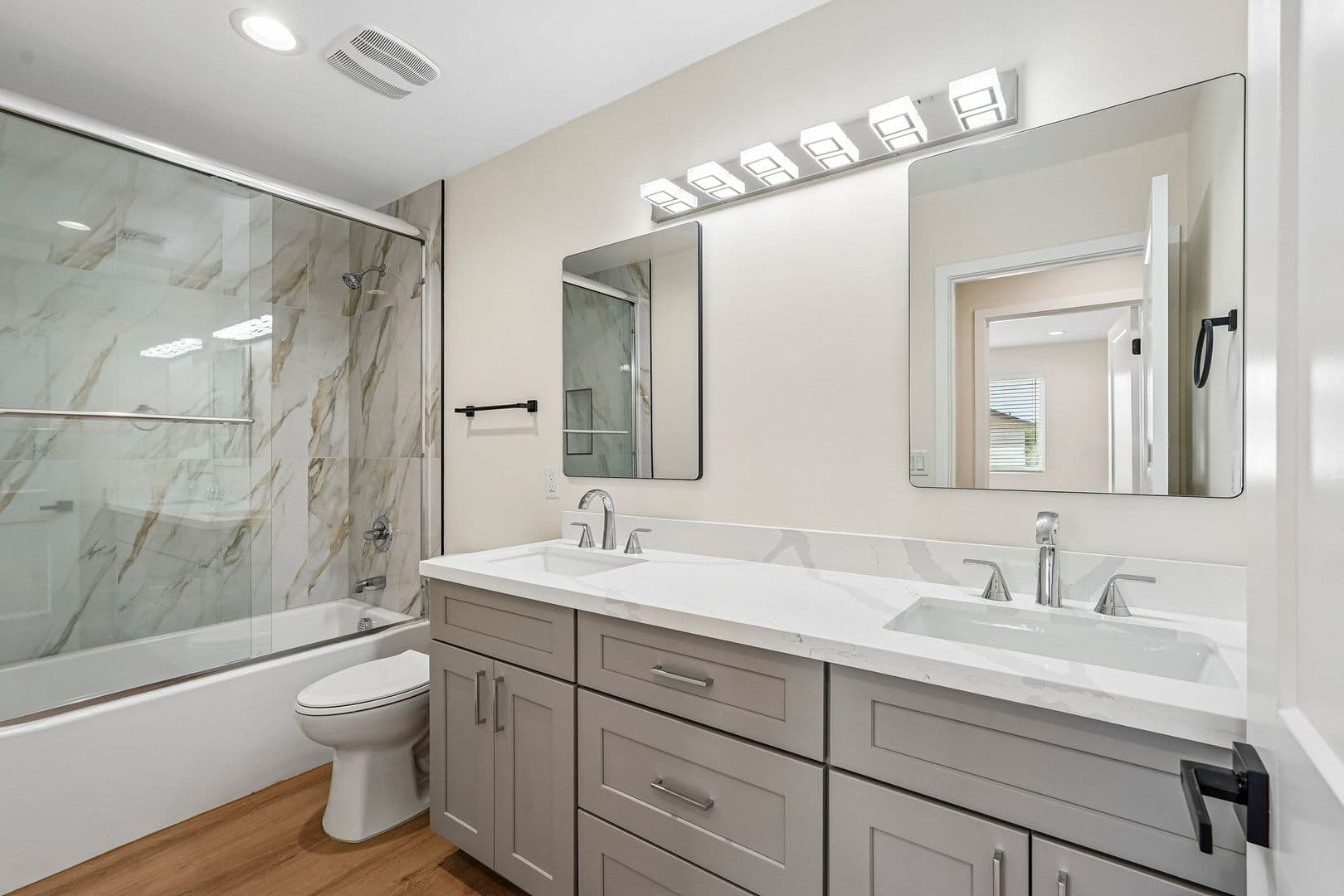 Phoenix Townhome: 2002 E Eugie Terrace