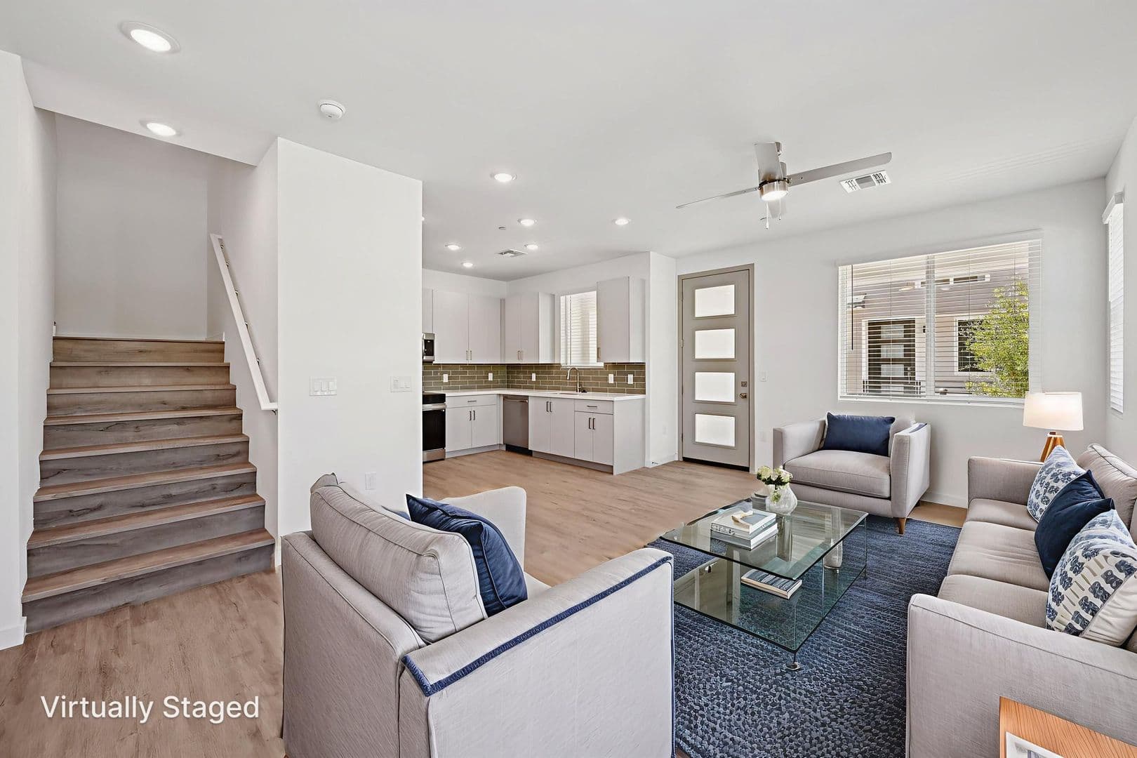Phoenix Townhome: 2119 E. Voltaire Ave