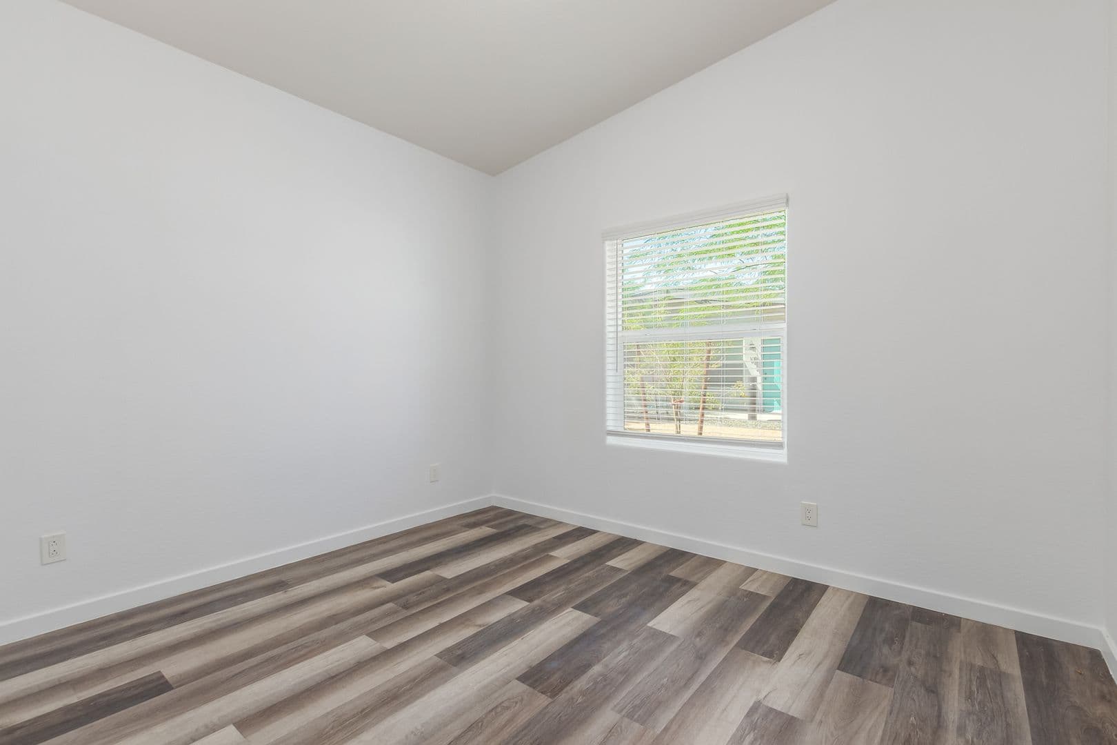 Phoenix Apartment: 4238 N 17th Street