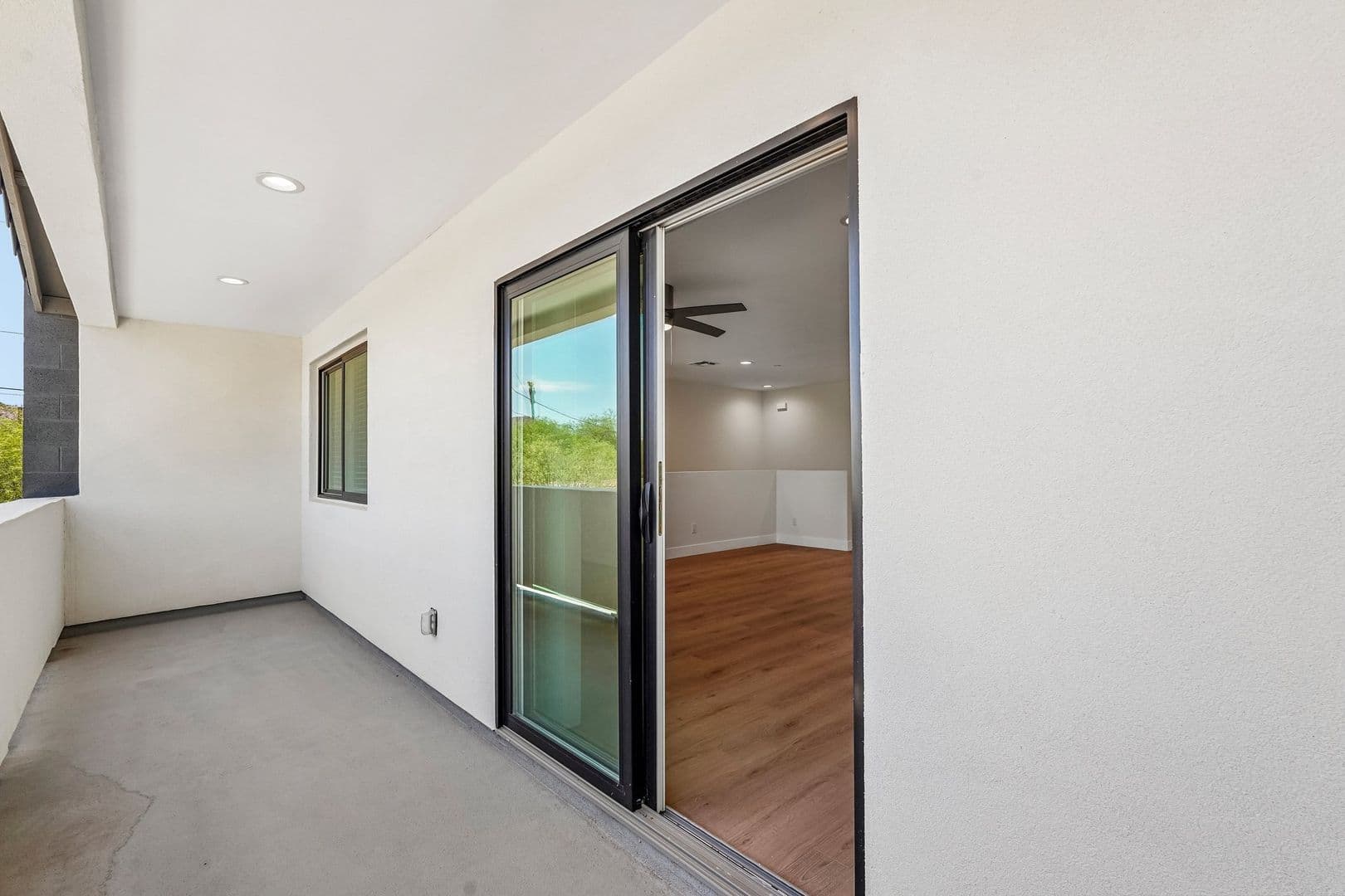 Phoenix Townhome: 2002 E Eugie Terrace
