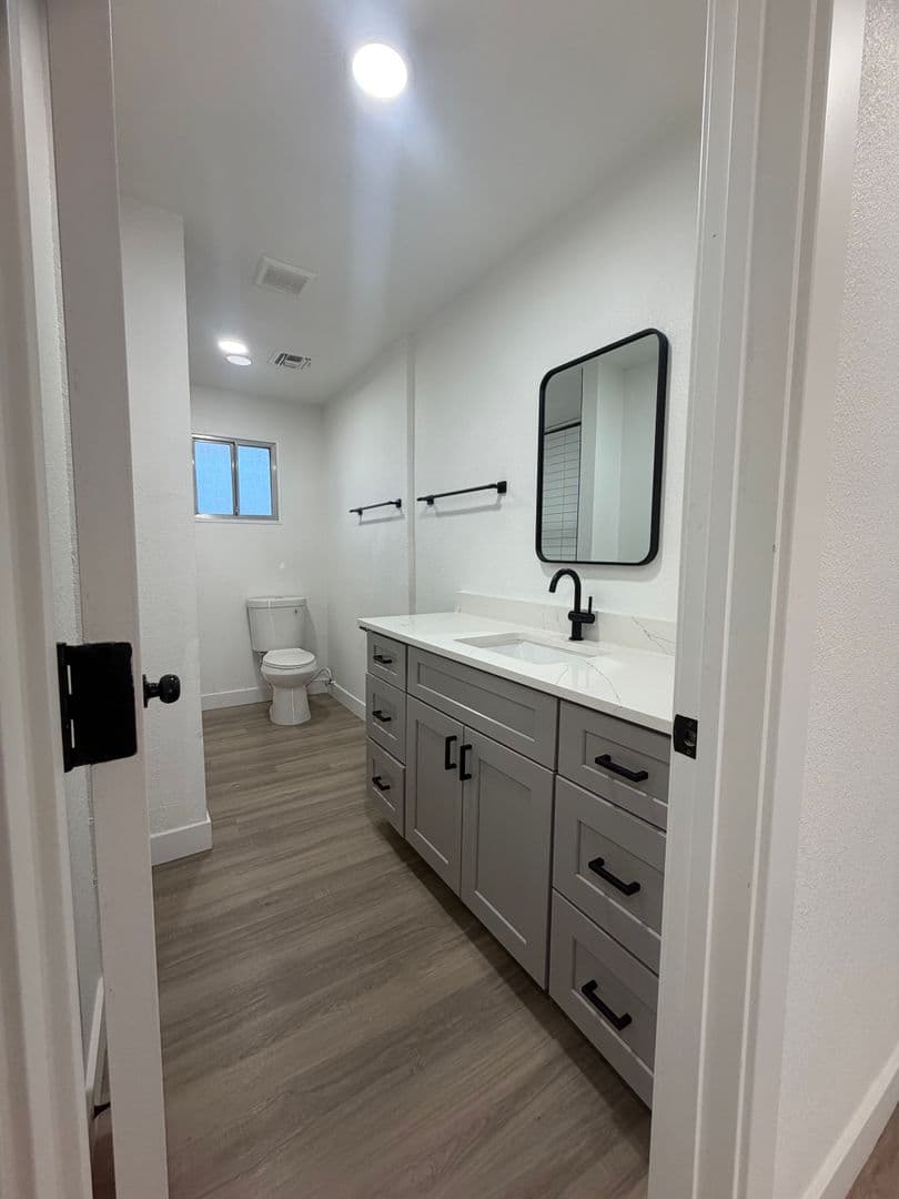 Phoenix Apartment: 4332 North 21st Street