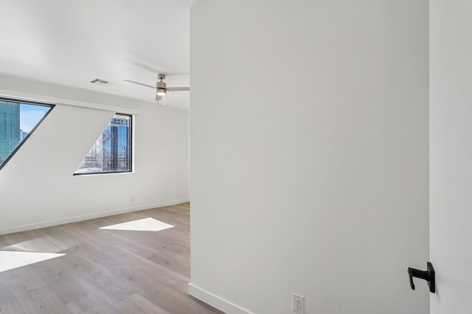 Phoenix Apartment: 1030 North 1st Street
