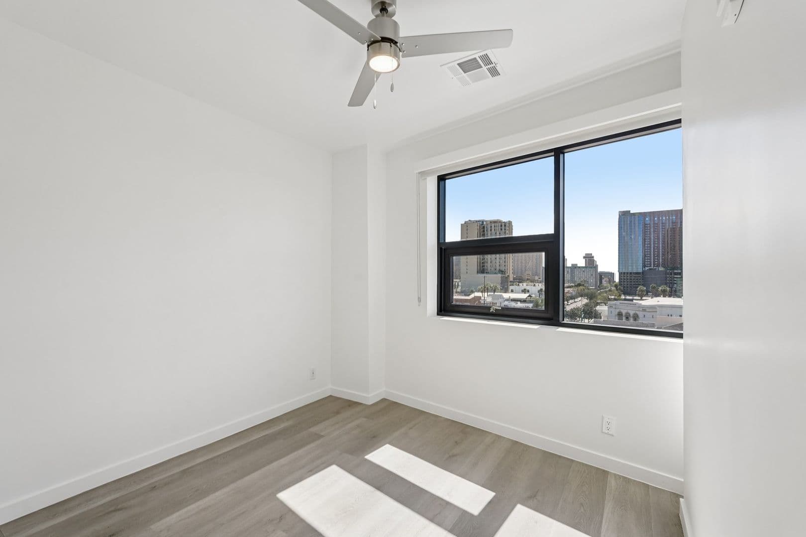 Phoenix Apartment: 1030 North 1st Street