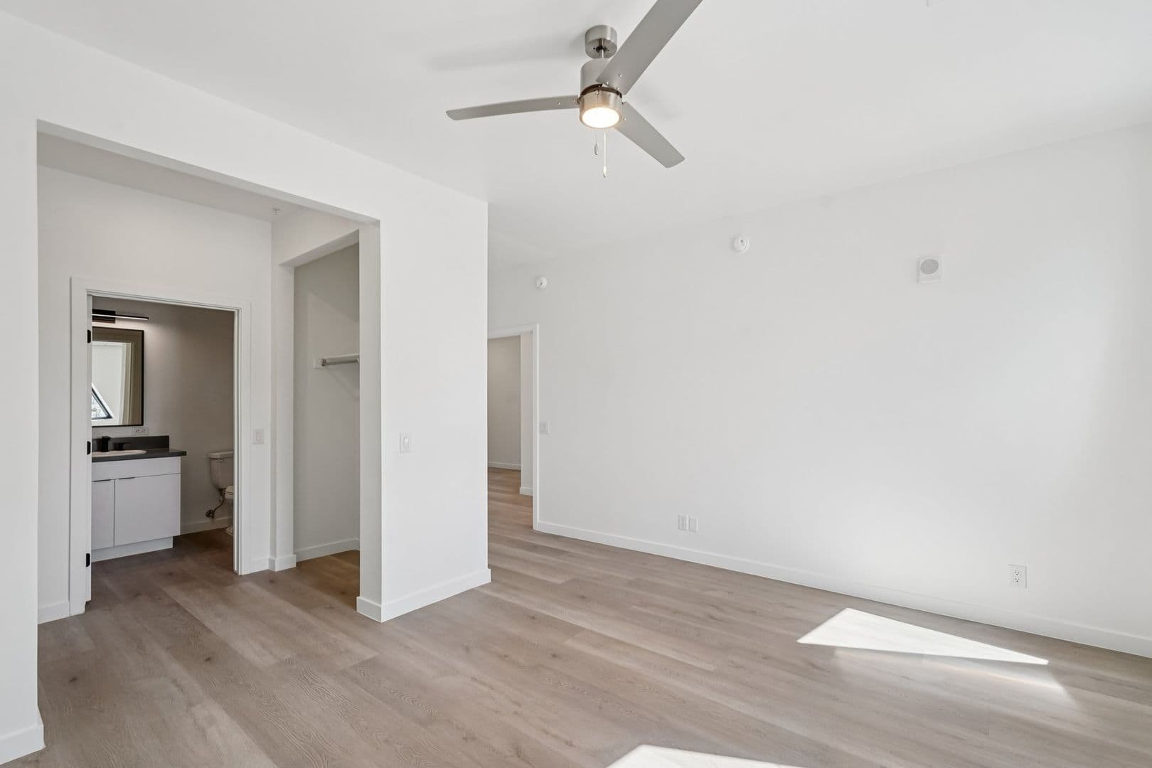 Phoenix Apartment: 1030 North 1st Street