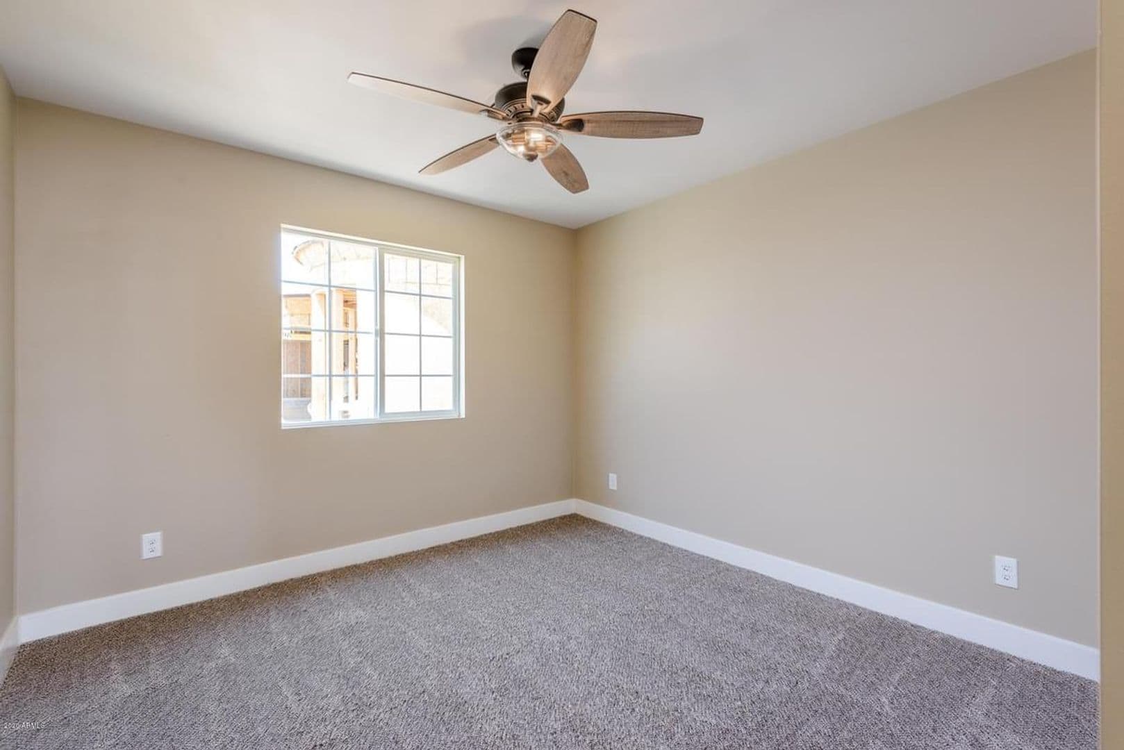 Phoenix Apartment: 3240 E. Pinchot Ave