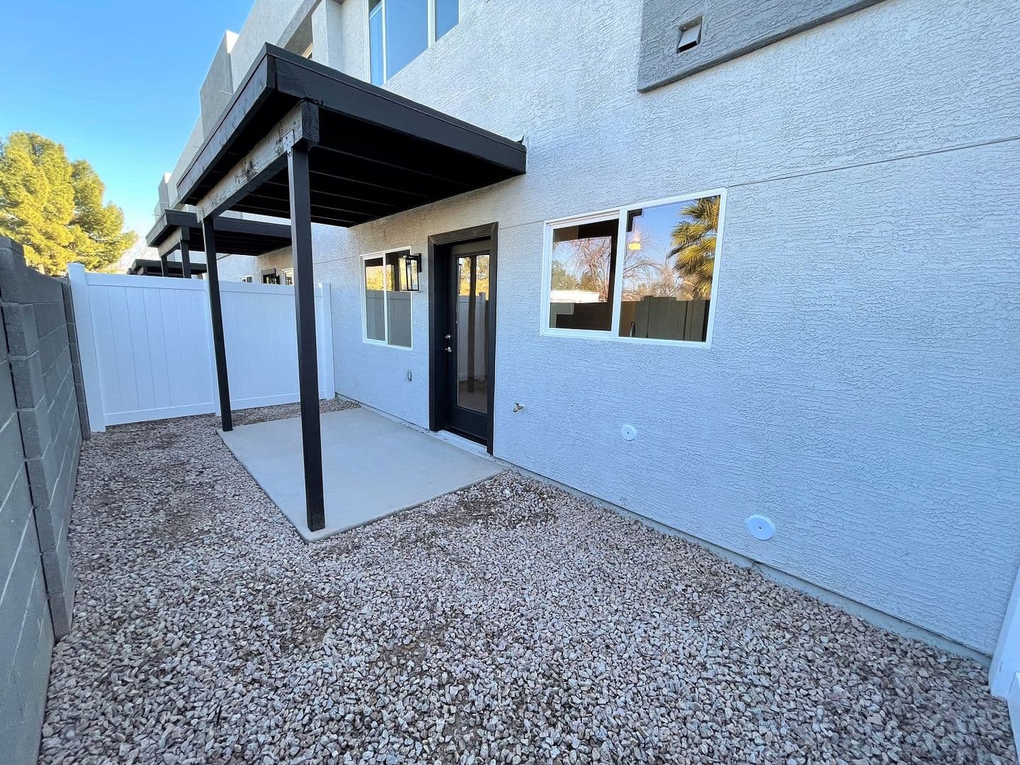 Chandler Townhome: 701 N McQueen Rd
