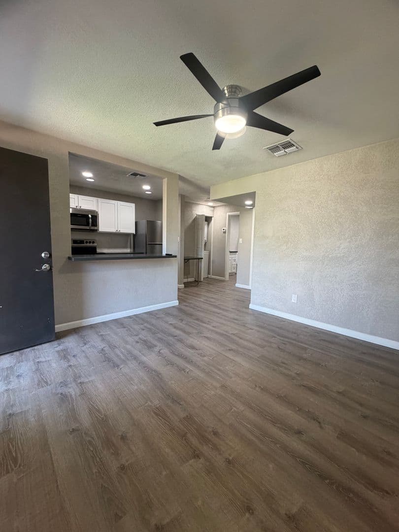 Phoenix Apartment: 4332 North 21st Street
