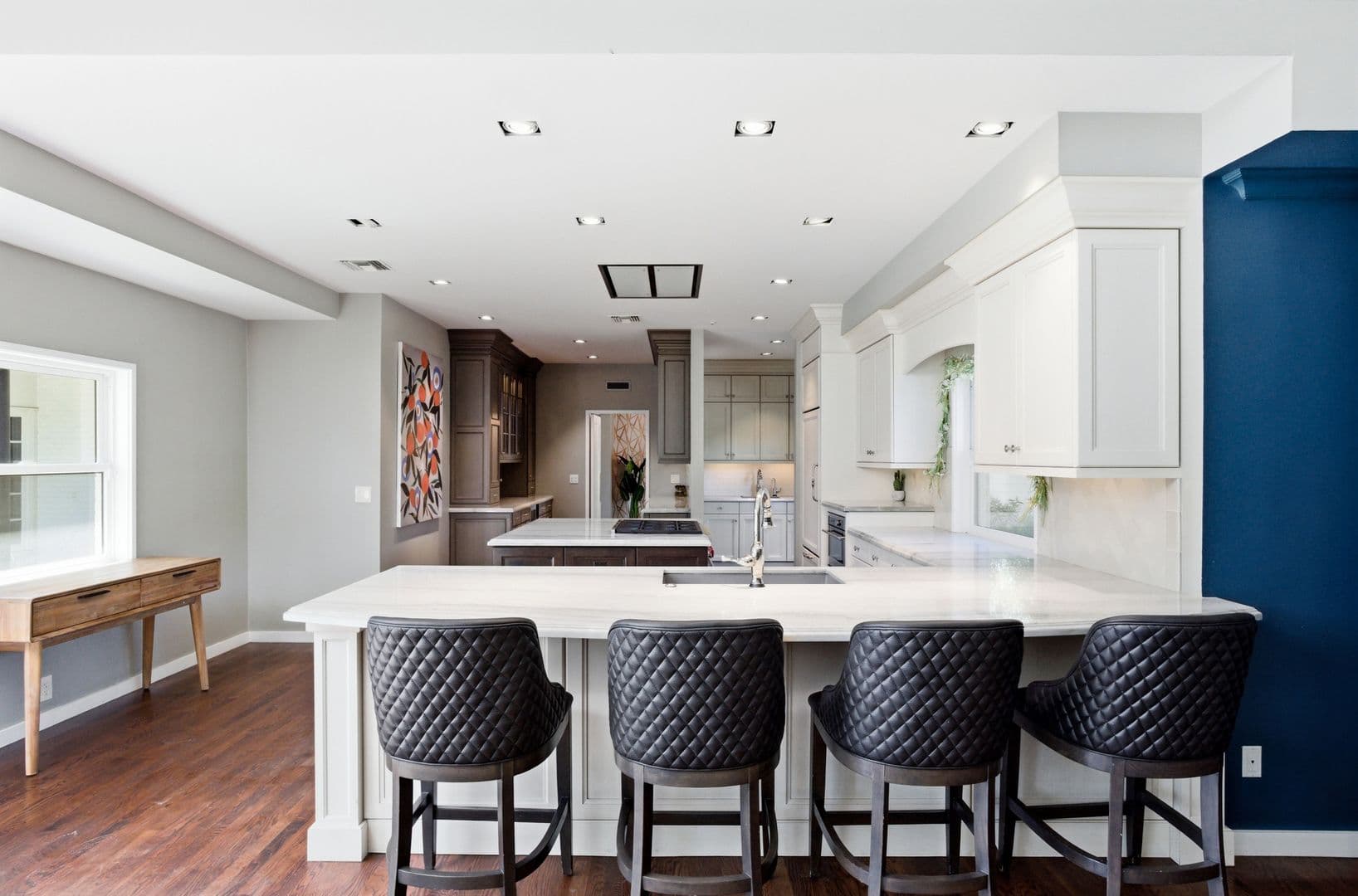 Phoenix House: 2939 North Manor Drive