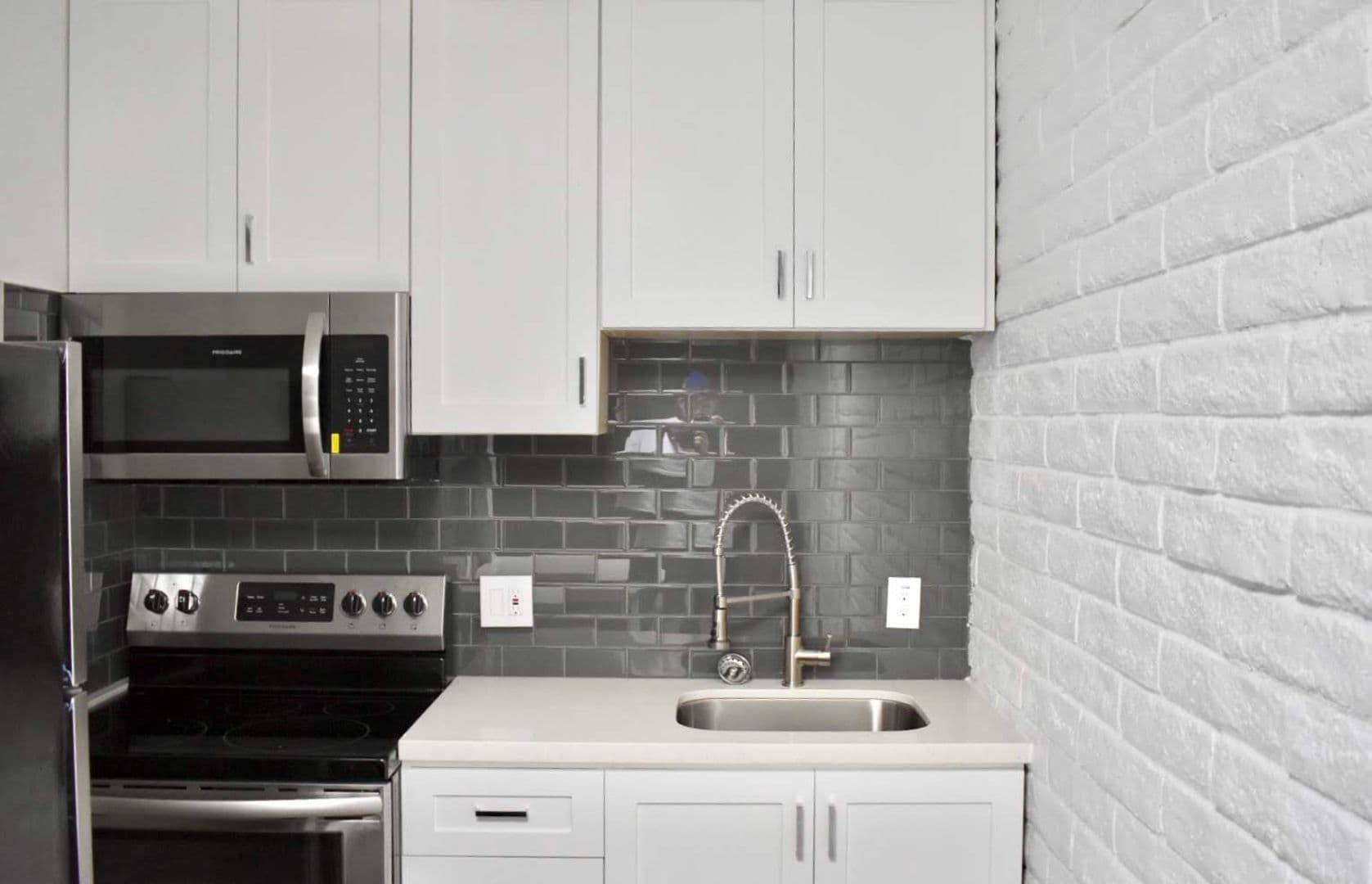 Phoenix Apartment: 328 E. Willetta Street