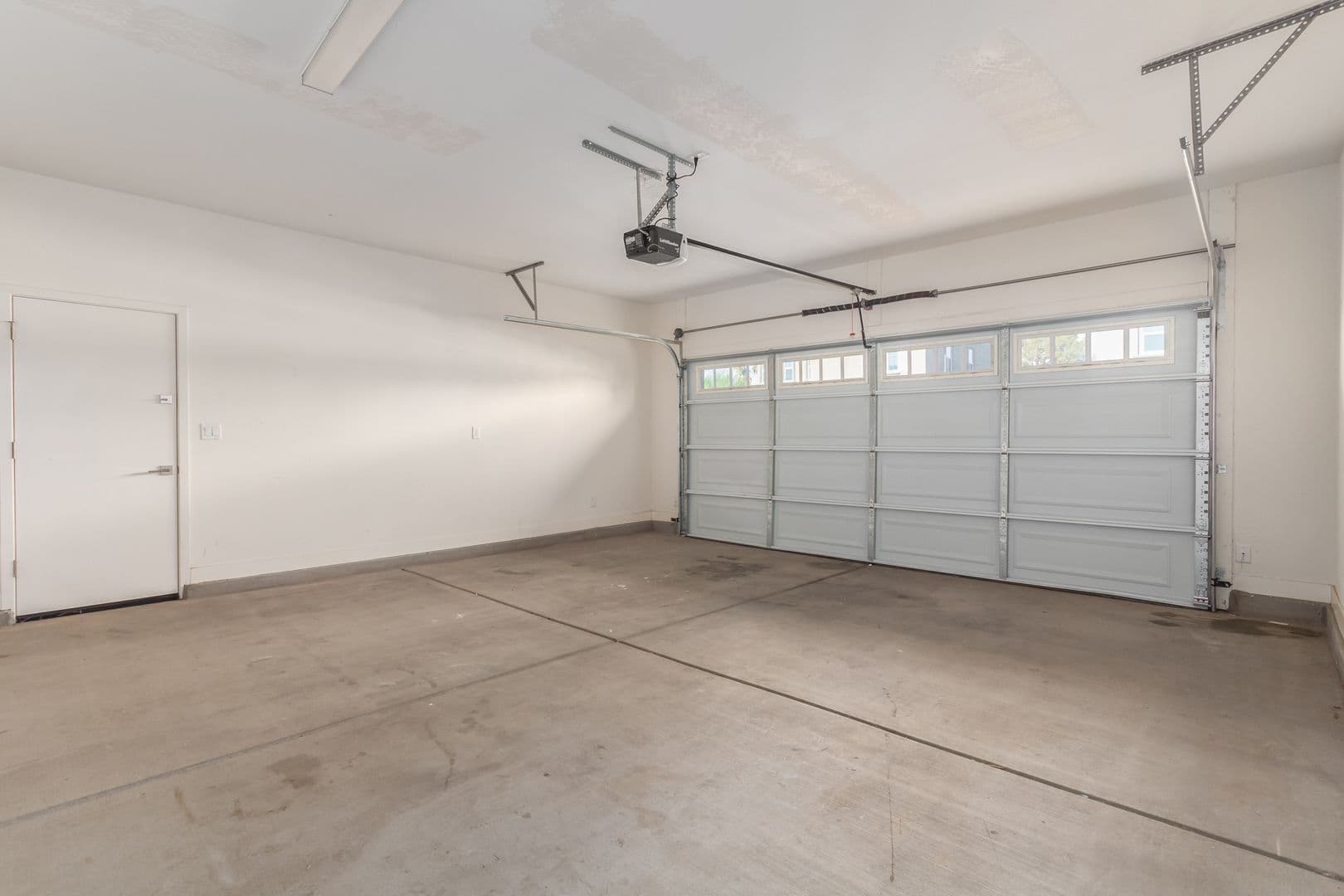 Mesa Townhome: 2359 S Wycliff Cir