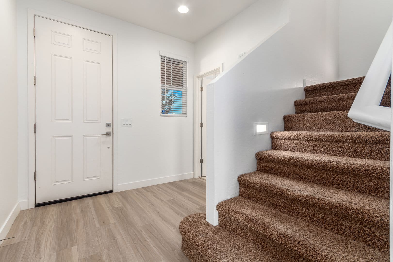 Mesa Townhome: 2359 S Wycliff Cir