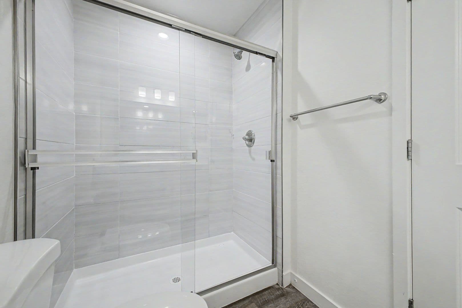 Phoenix Apartment: 8350 South Central Avenue