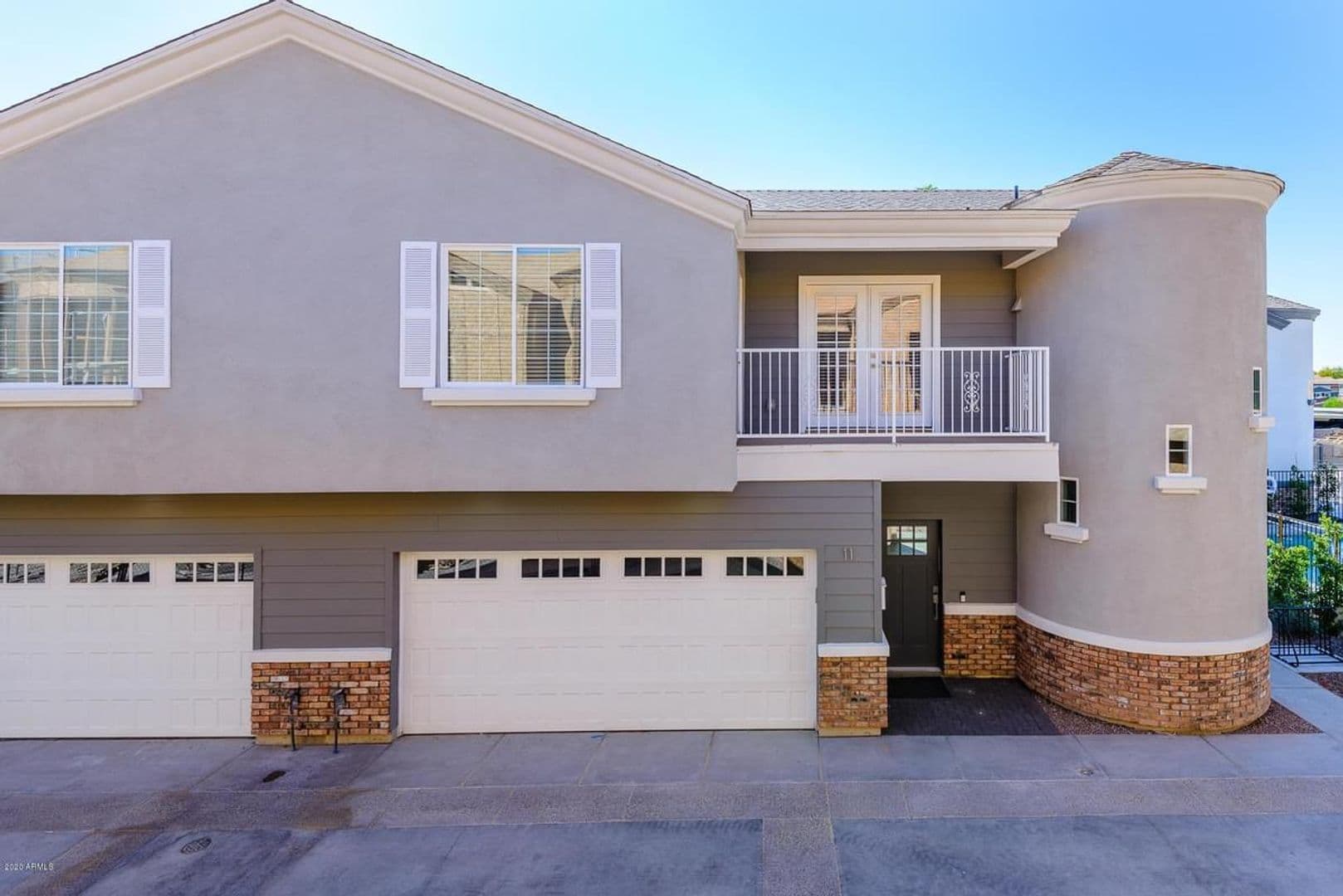 Phoenix Apartment: 3240 E. Pinchot Ave