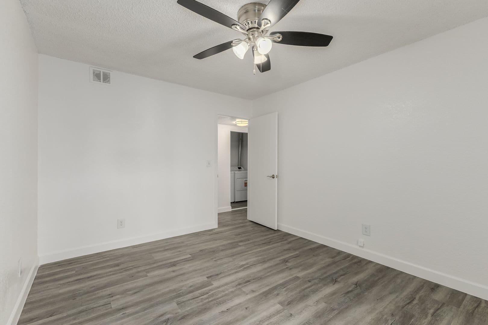 Phoenix Apartment: 27 E Corona Ave