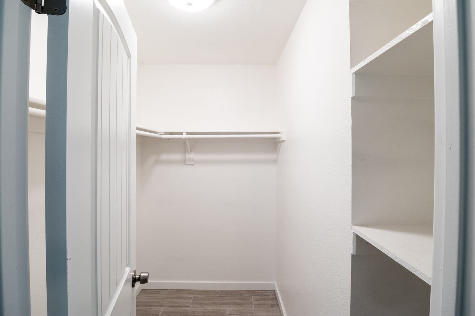 Phoenix Apartment: 2122 W. Augusta Ave