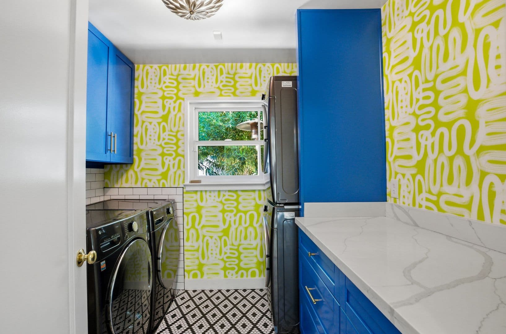 Phoenix House: 2939 North Manor Drive
