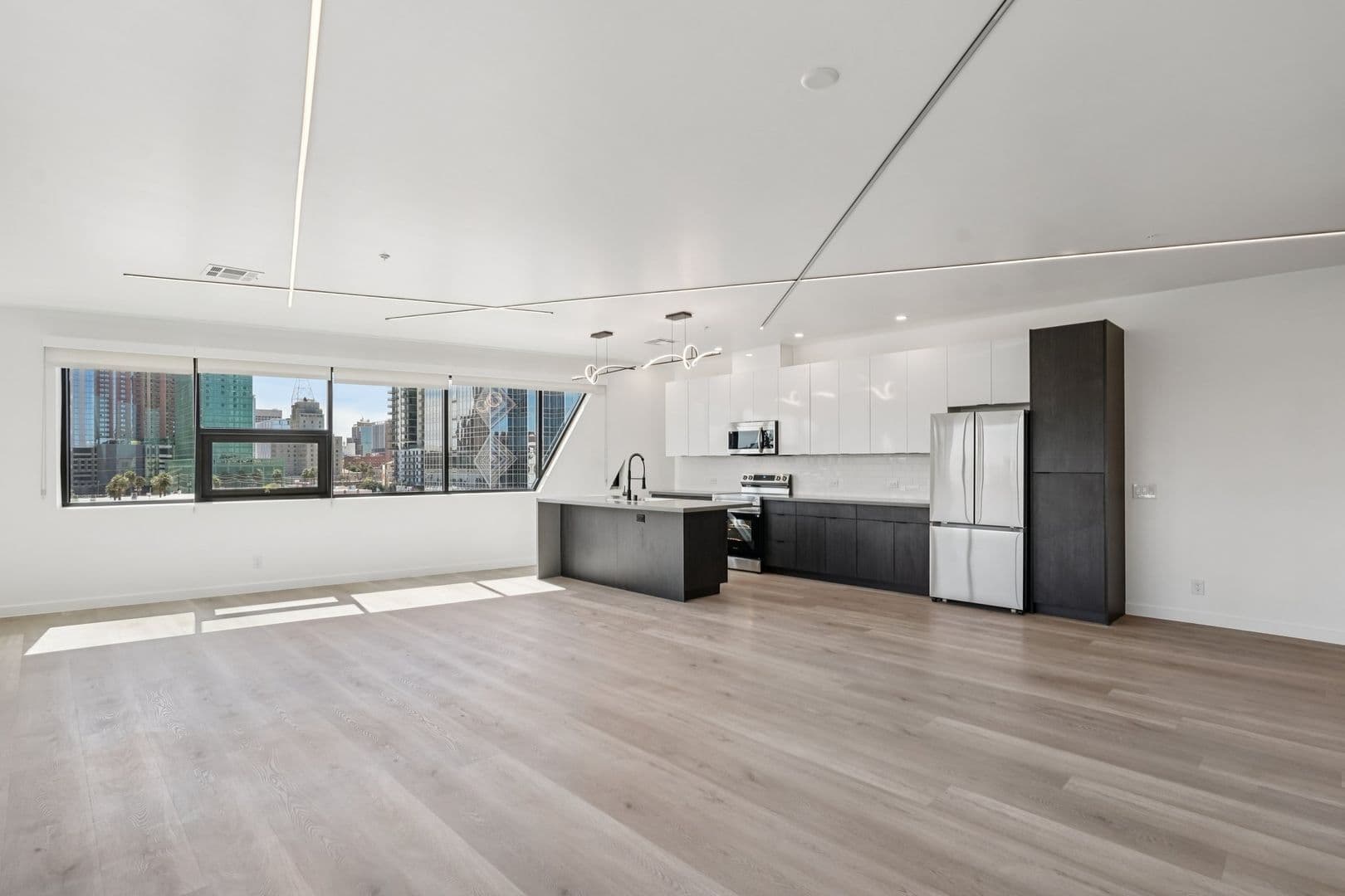 Phoenix Apartment: 1030 North 1st Street