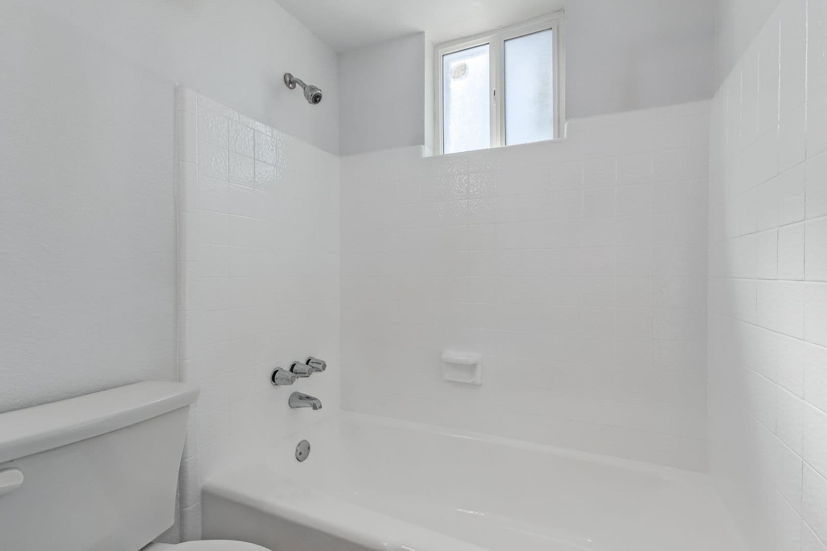 Phoenix Apartment: 2922 N 35th St