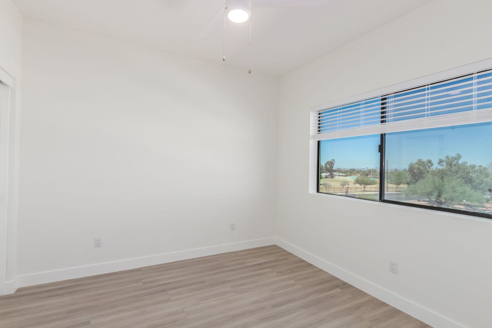 Phoenix Apartment: 8849 S 7th St