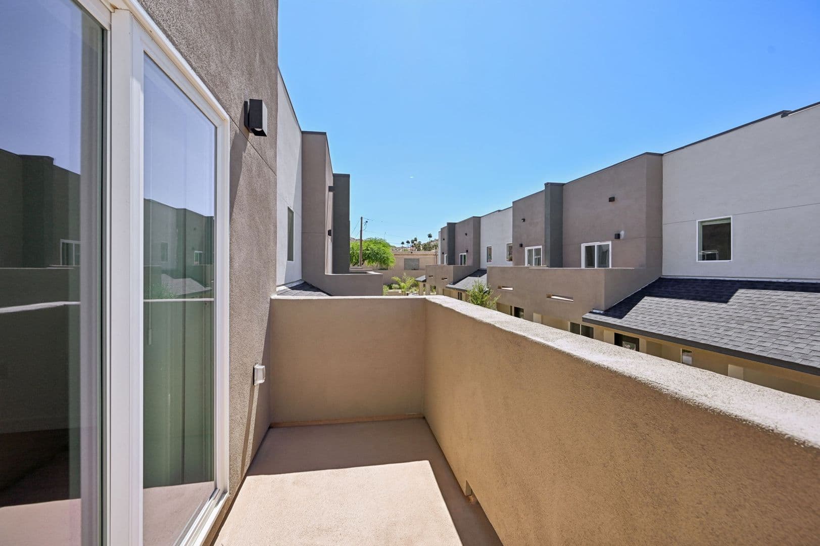Phoenix Townhome: 2119 E. Voltaire Ave