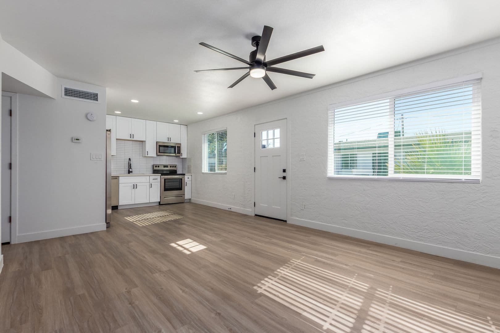 Phoenix Apartment: 4410 N 14th Street