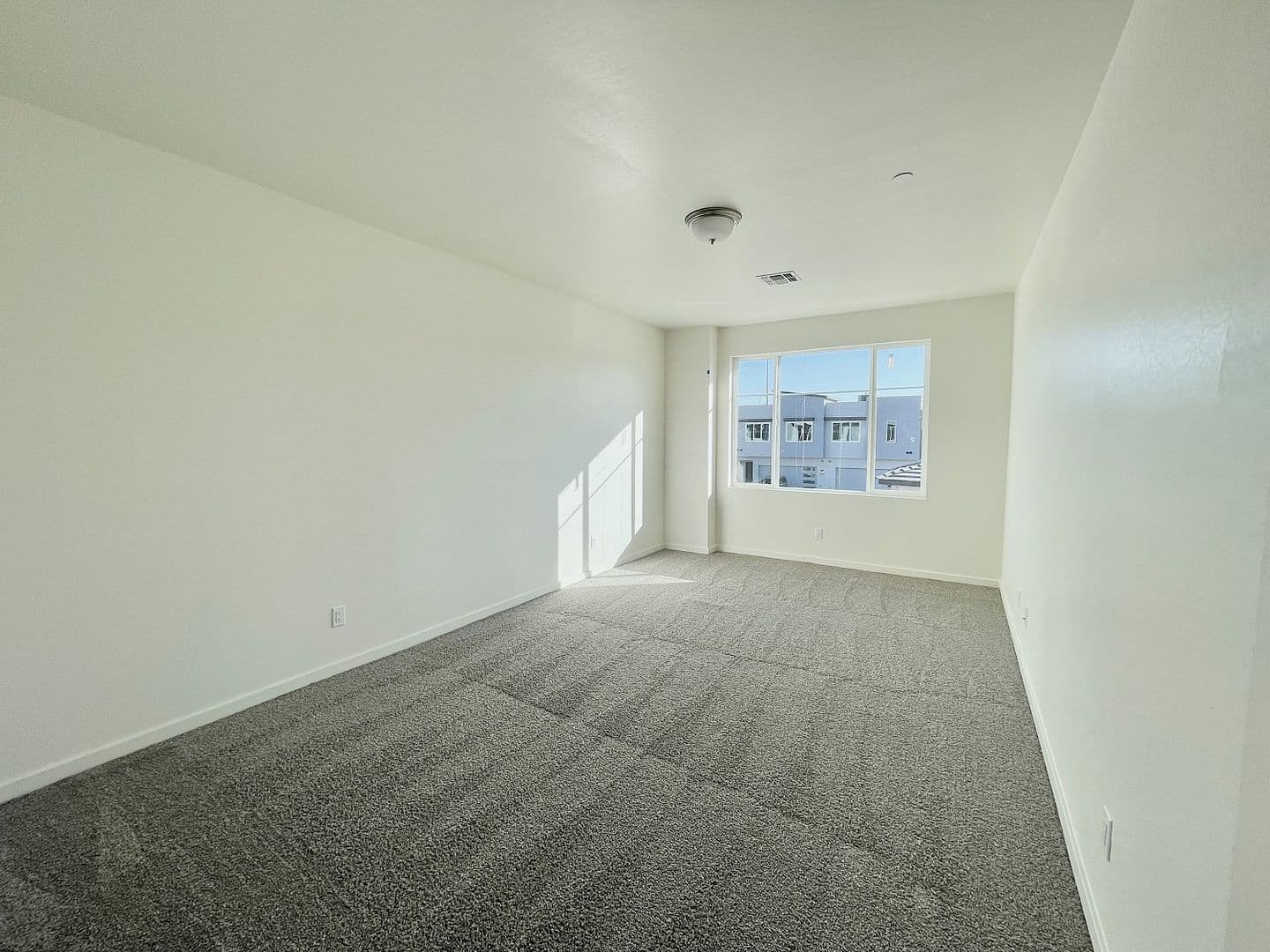 Chandler Townhome: 701 N McQueen Rd