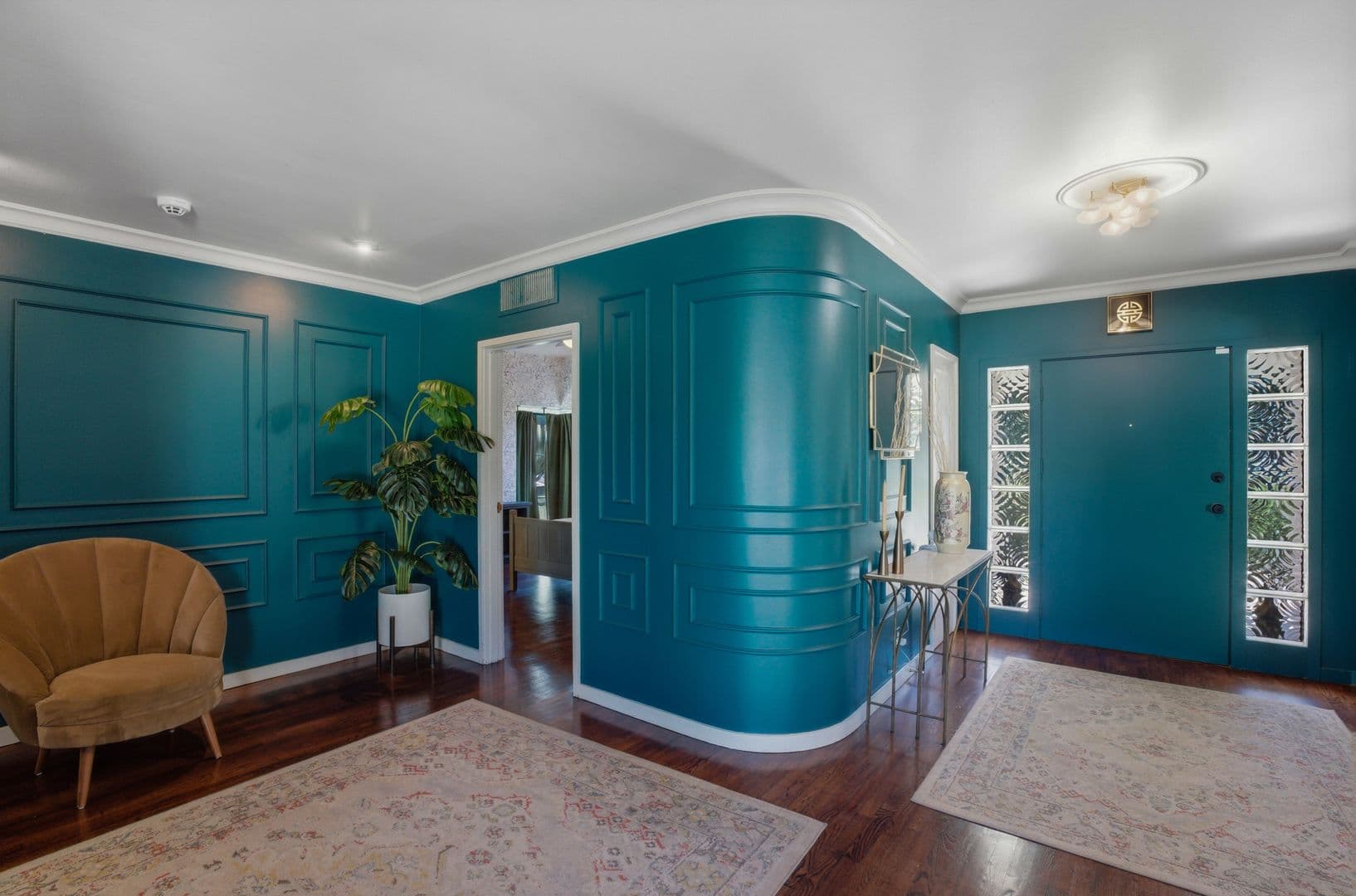 Phoenix House: 2939 North Manor Drive