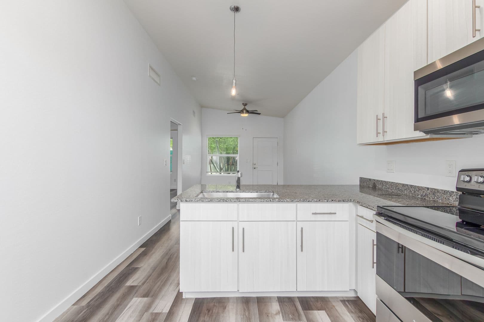 Phoenix Apartment: 4238 N 17th Street