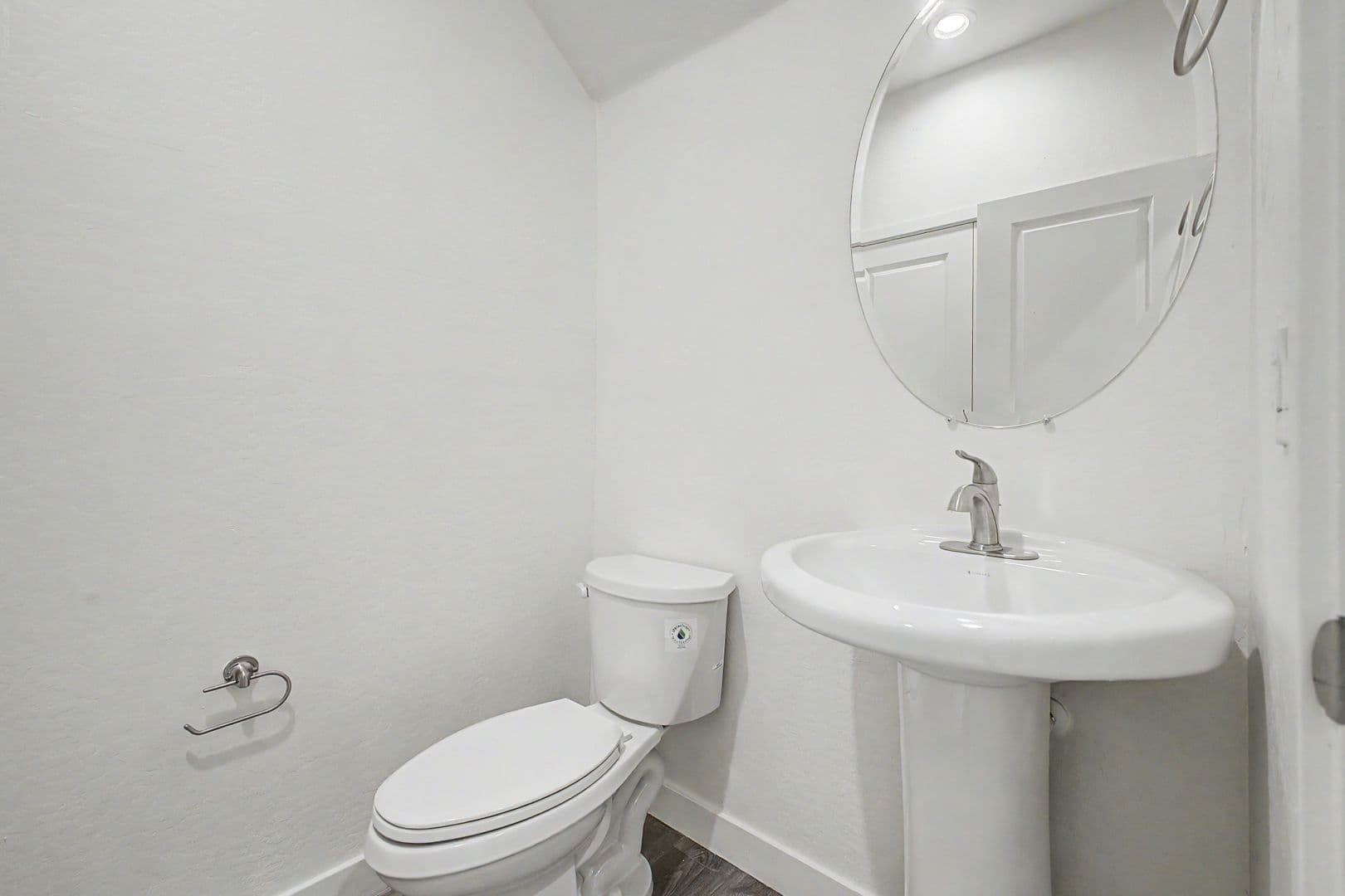 Phoenix Apartment: 8350 South Central Avenue