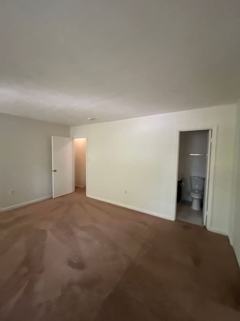 Upper Marlboro House: 12809 Cheval Court