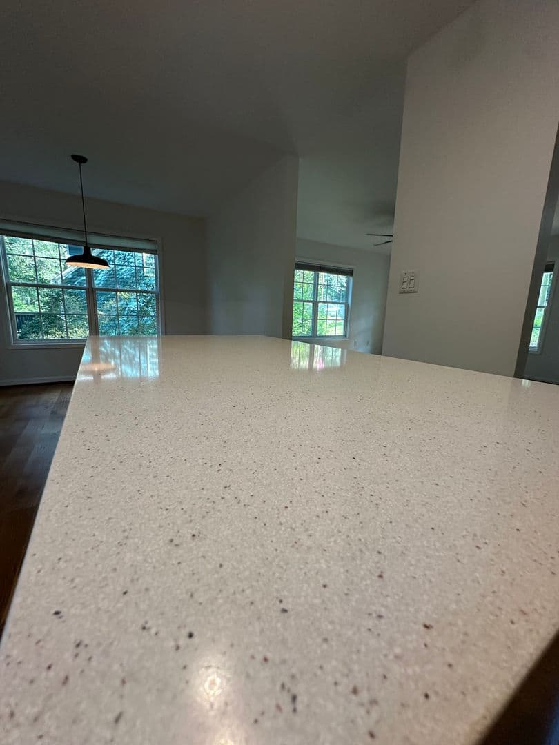 Athens House: 250 Hodgson Drive