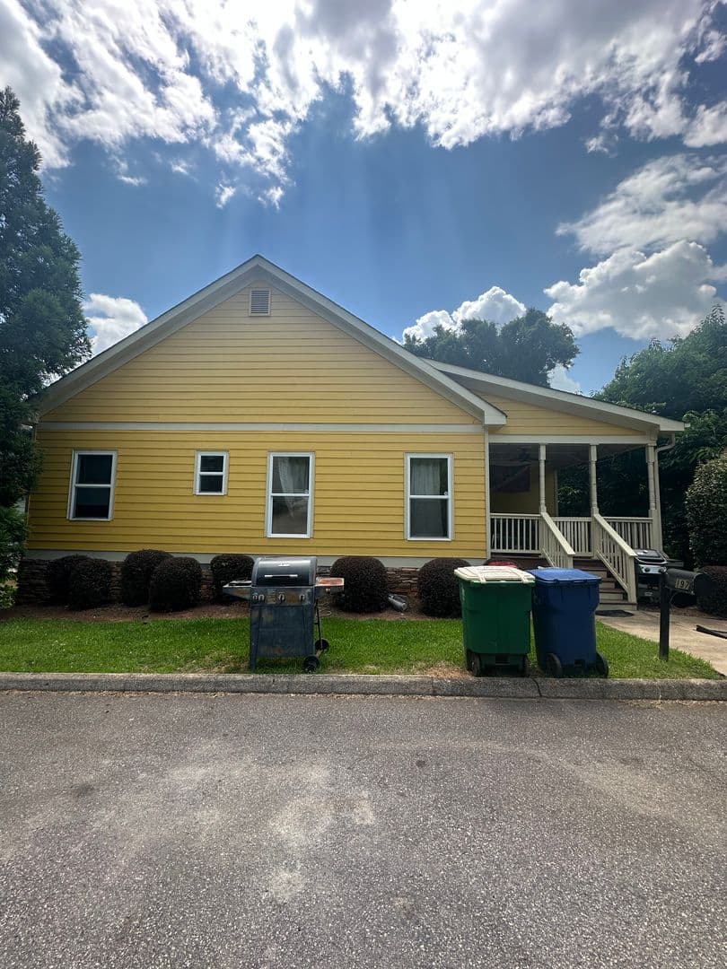 Athens House: 197 Marlin Street