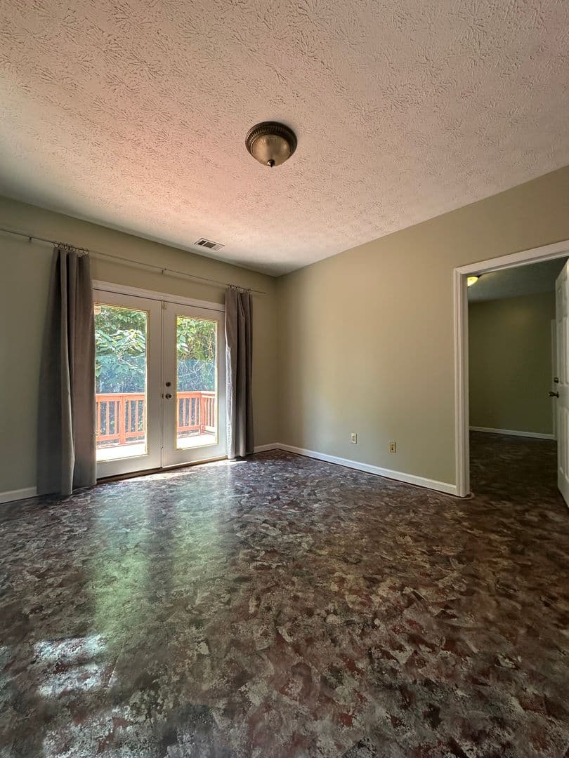 Athens House: 197 Marlin Street