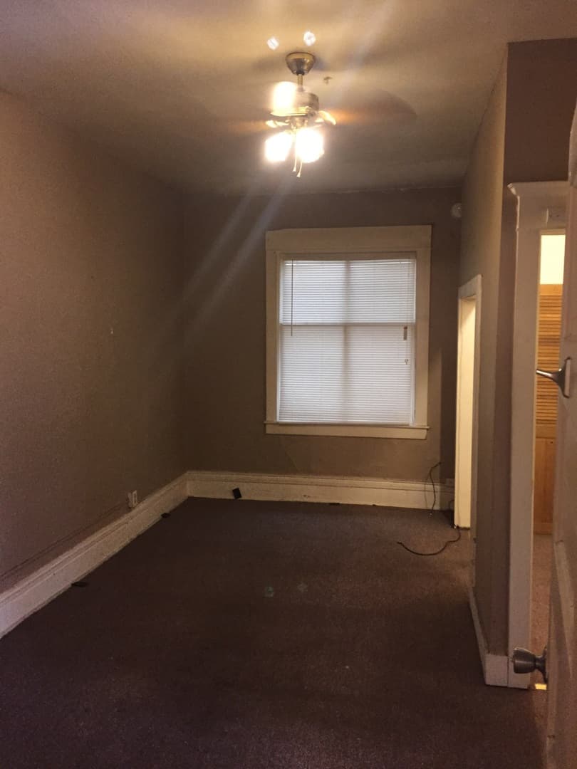 Saint Paul Apartment: 554 Bellows St.