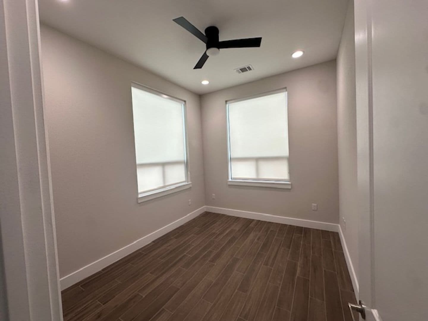 Montgomery Apartment: 900 New Day Ave