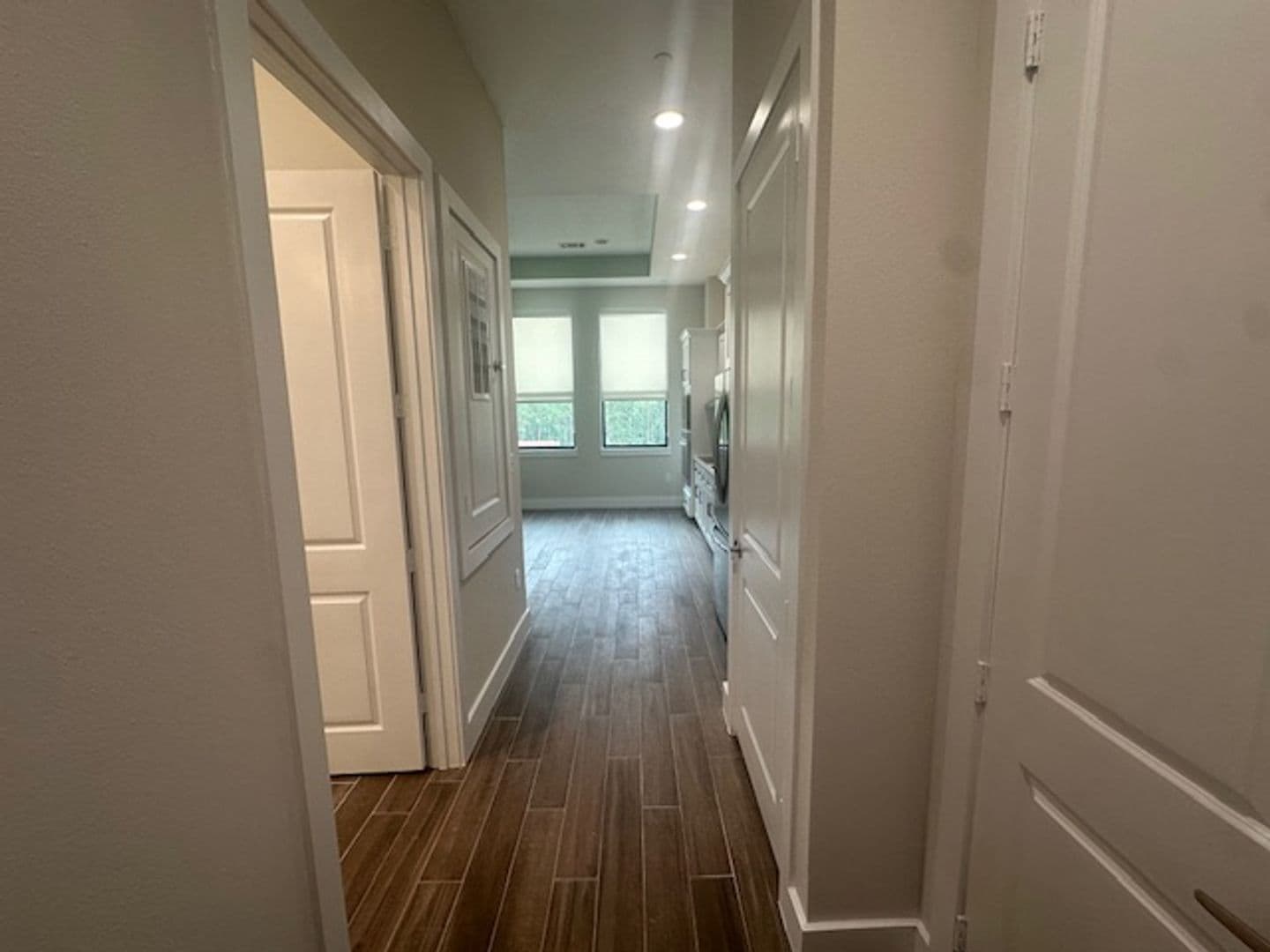 Montgomery Apartment: 900 New Day Ave