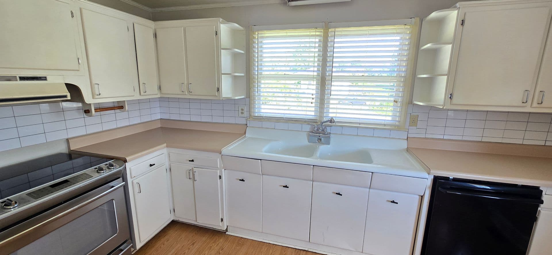 Lenoir House: 2697 Spears Rd