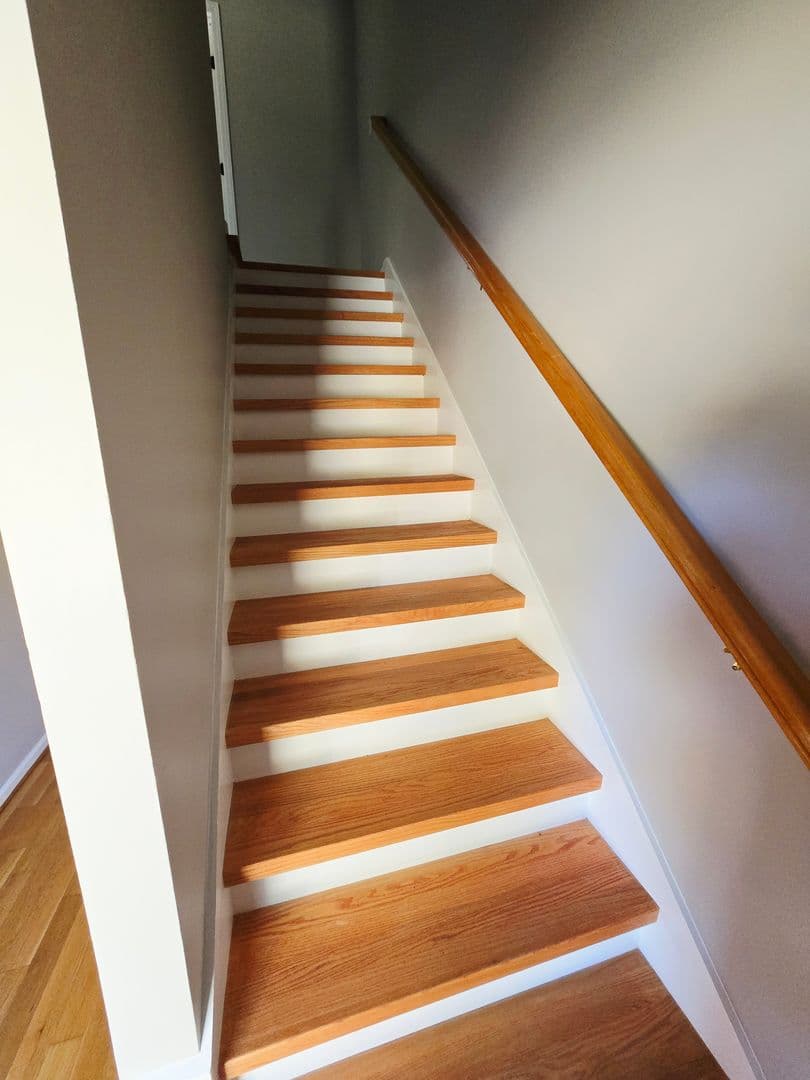Lenoir Townhome: 1232 Camelot Court