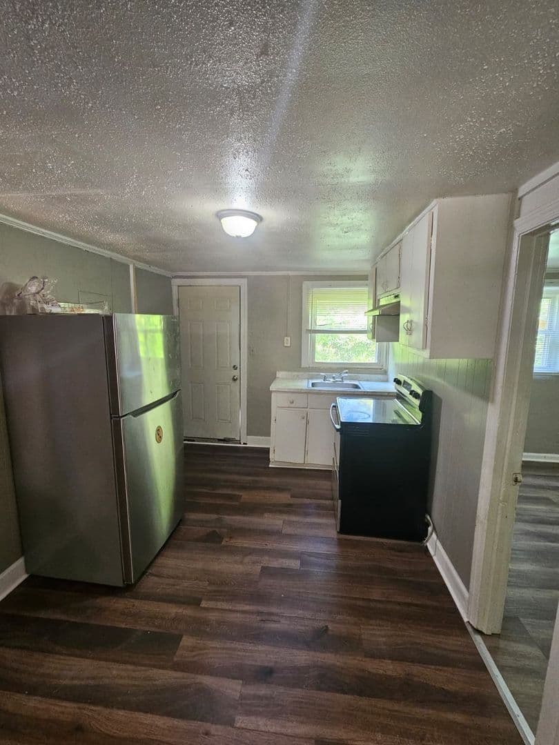 Fayetteville Apartment: 2206 Roosevelt Dr