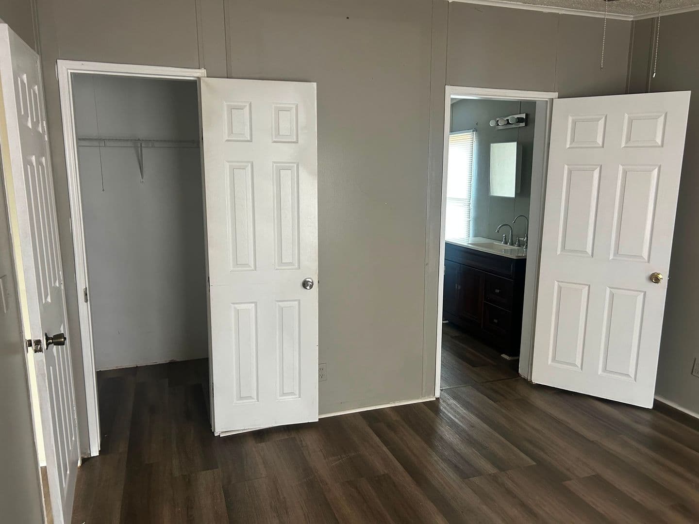 hope Mills House: 5498 Parkton Rd