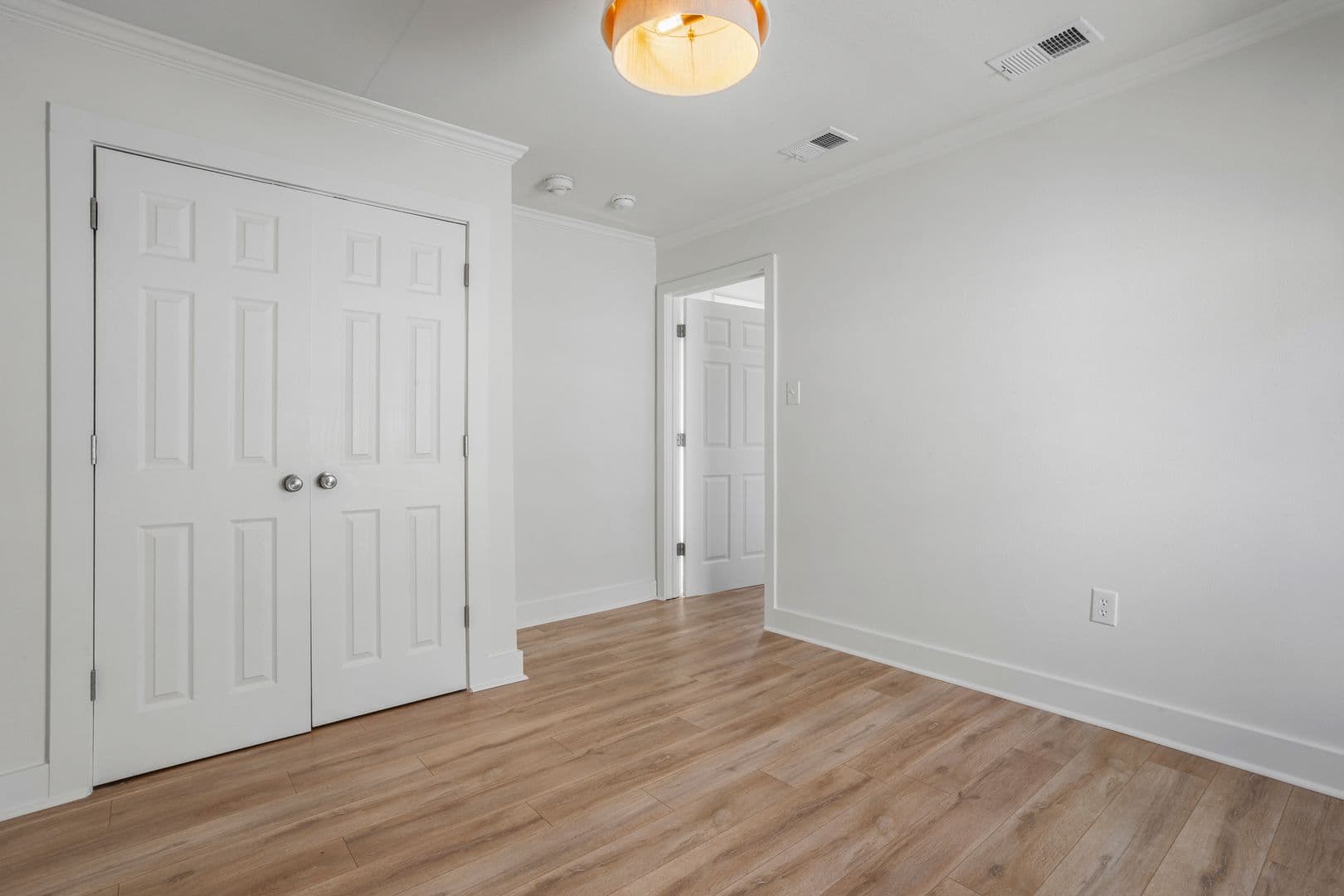 Pascagoula Apartment: 303 Delmas Ave