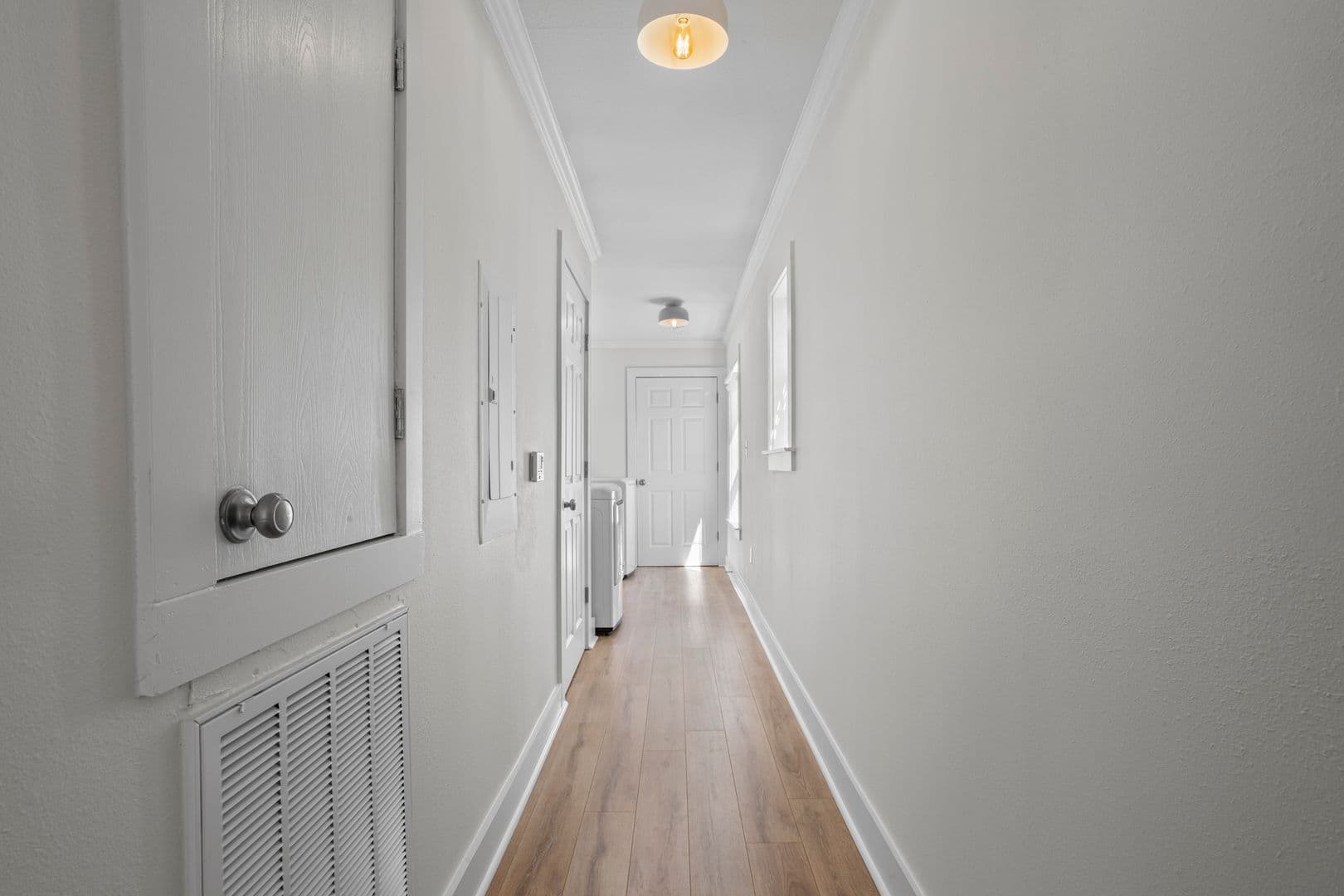 Pascagoula Apartment: 303 Delmas Ave