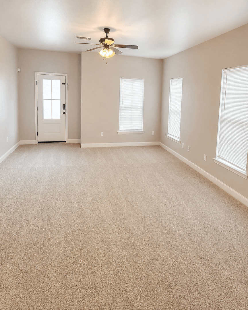 D'Ilberville House: 13870 Maddie Cir