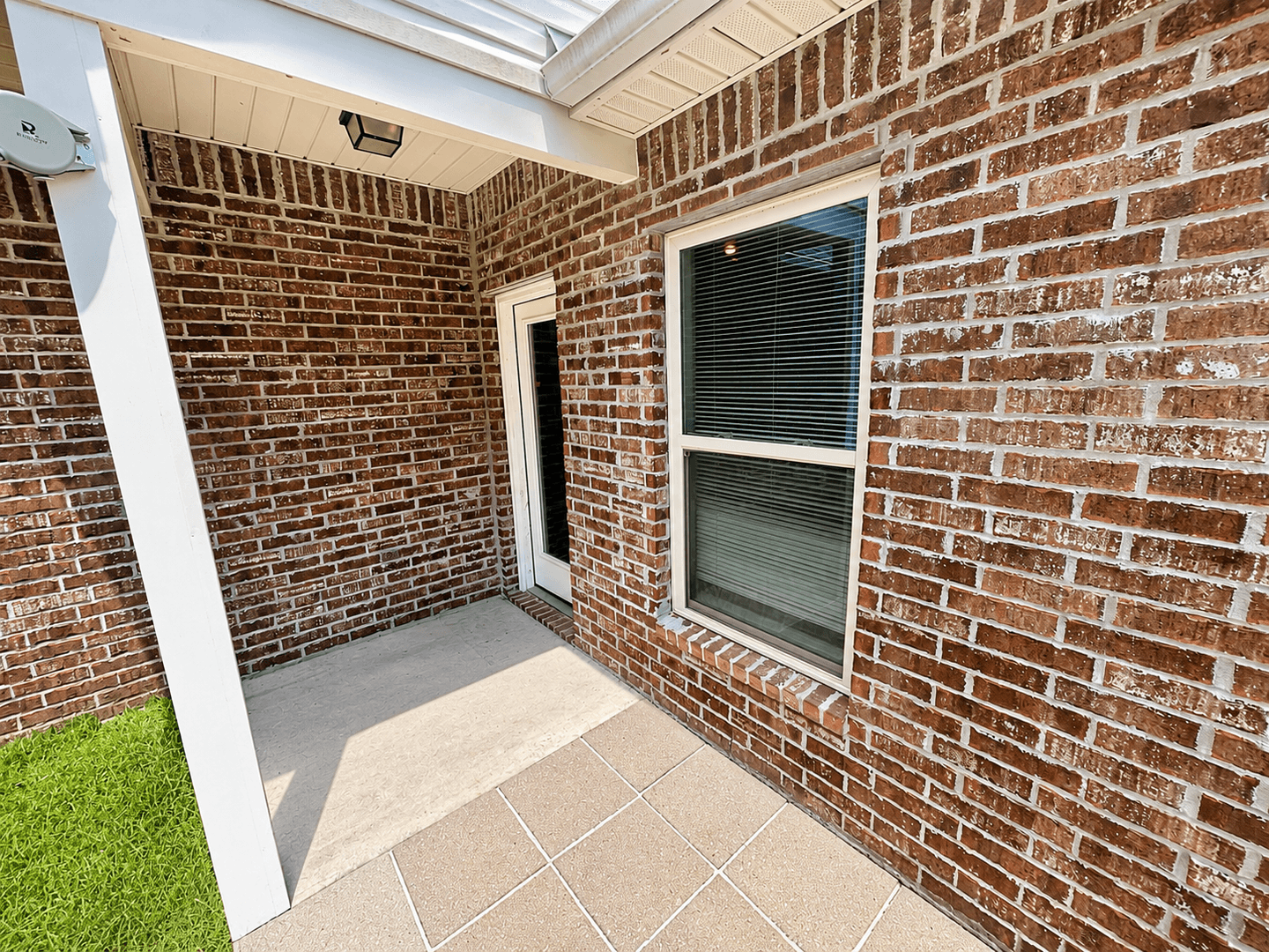 D'Ilberville House: 13870 Maddie Cir