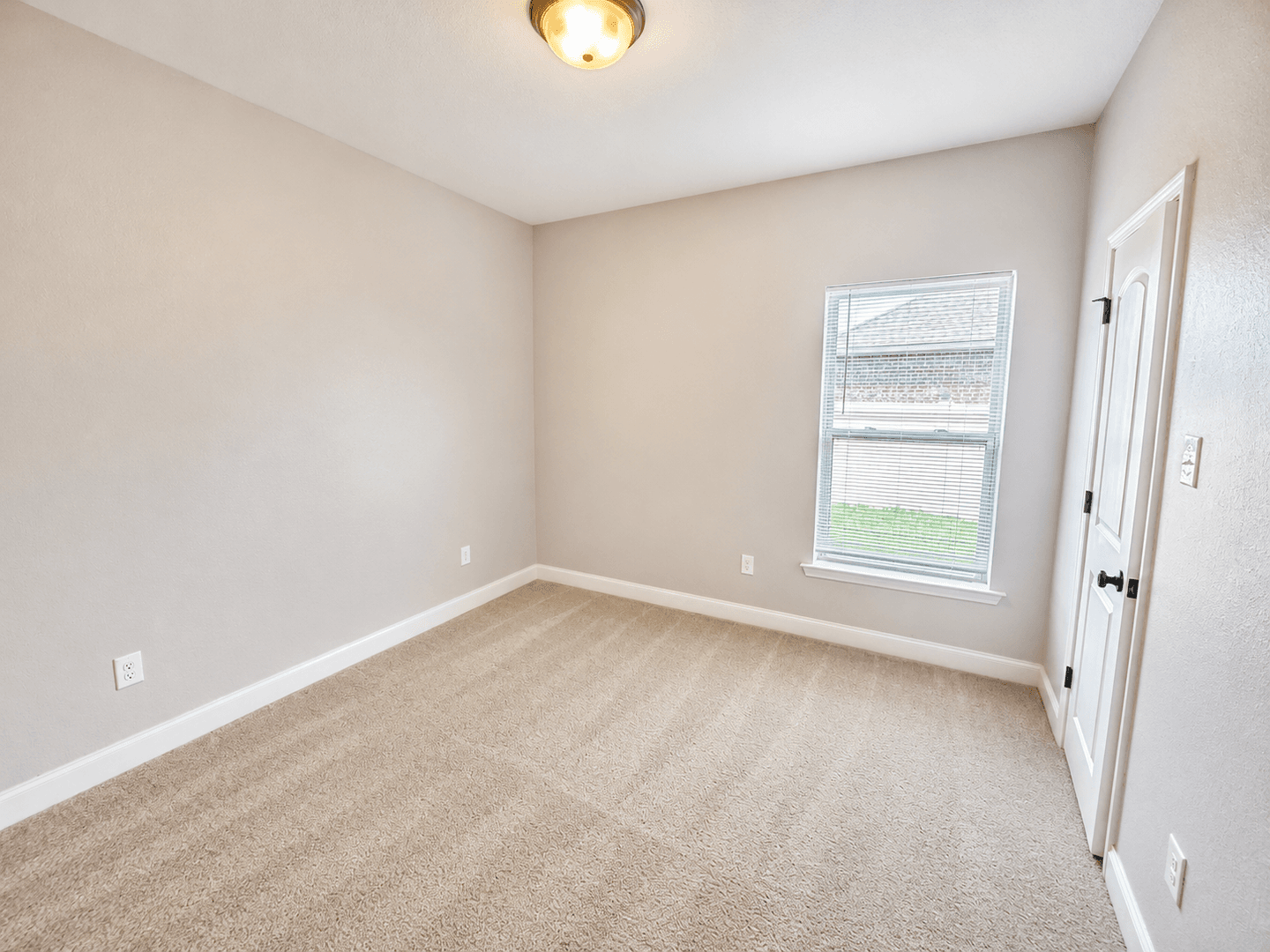 D'Ilberville House: 13870 Maddie Cir