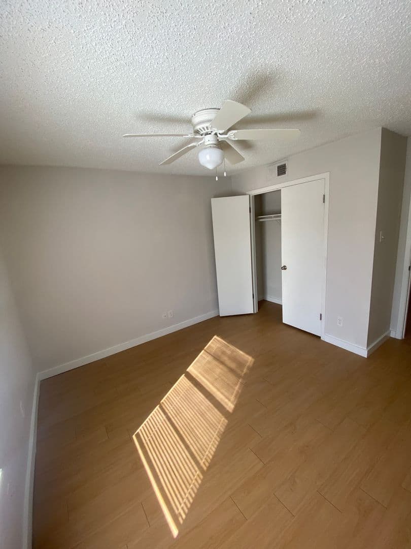 Austin Apartment: 2207 Lawnmont Ave