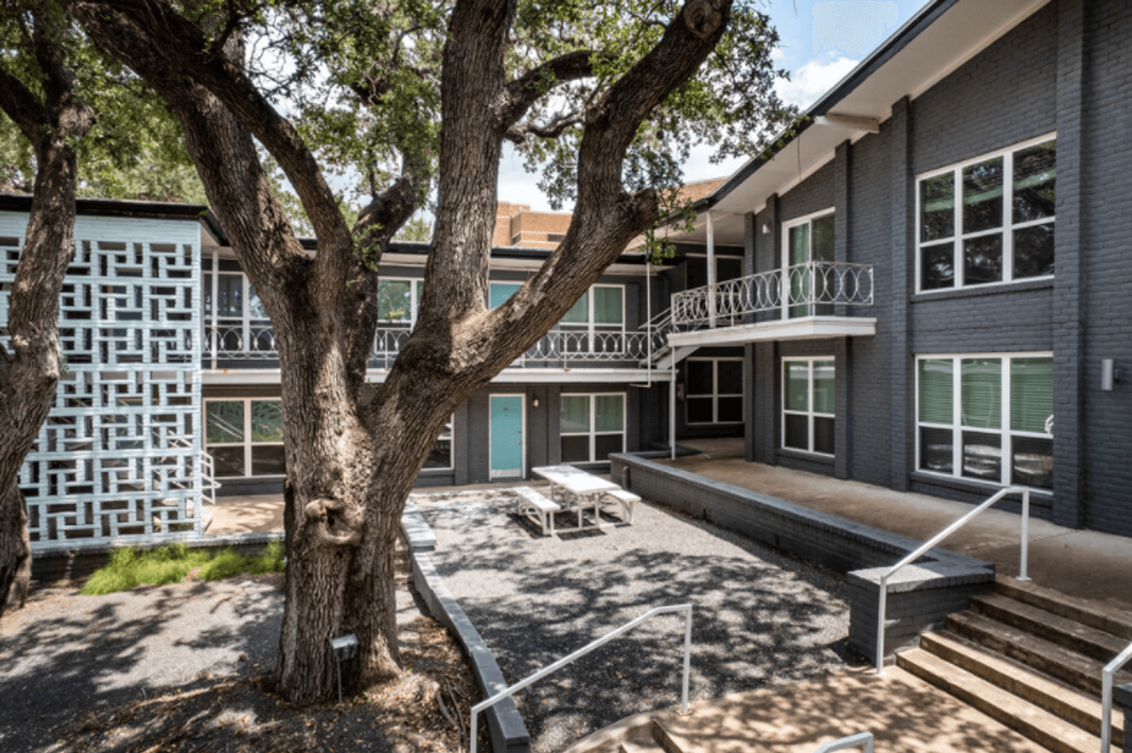 Austin Apartment: 3001 Medical Arts St