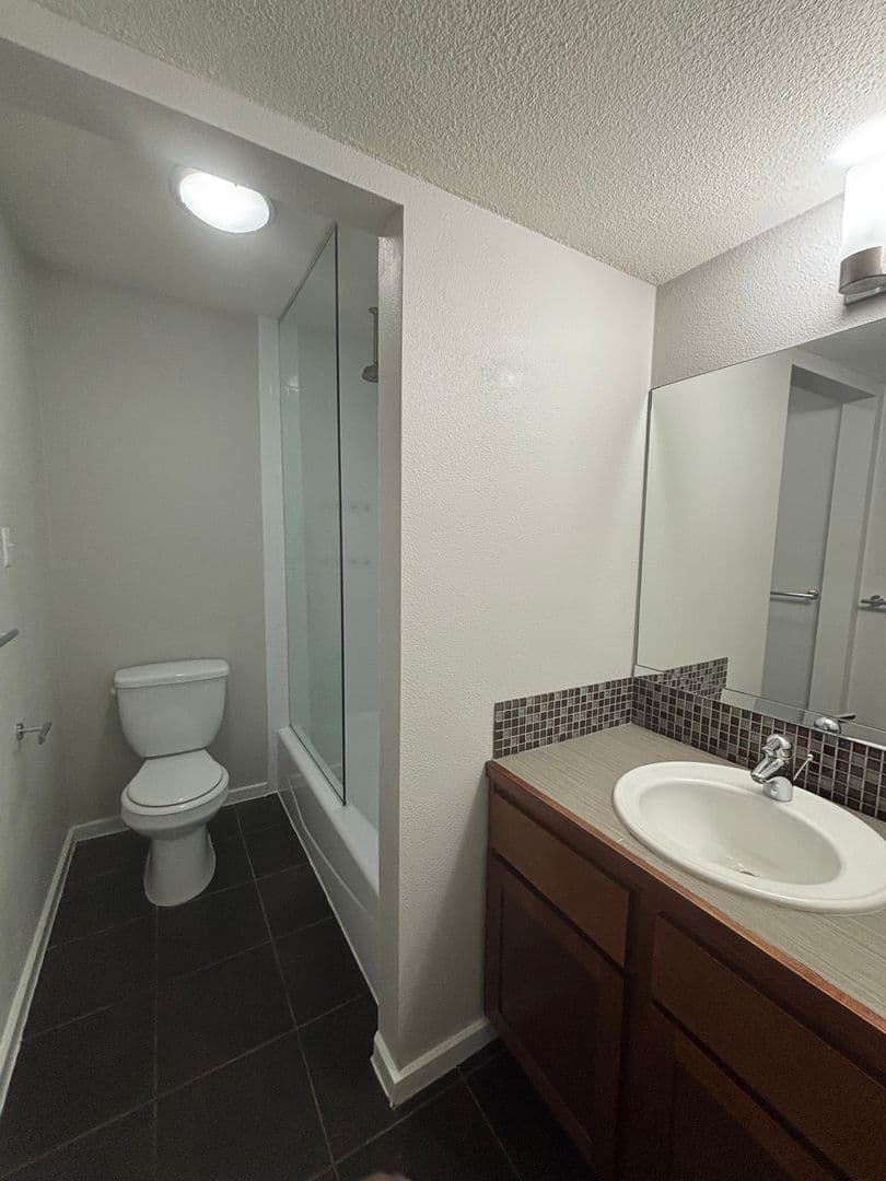 Austin Apartment: 2520 Longview St