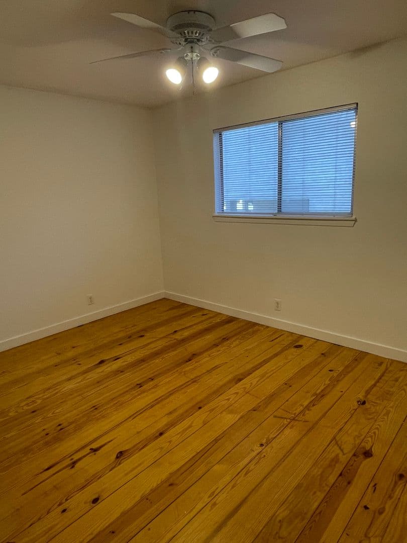 Austin Apartment: 2202 Enfield Rd
